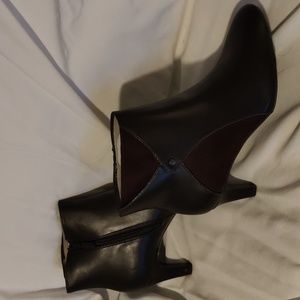 IMPO Norelly Memory Foam Brown / Black 2.5" Booties